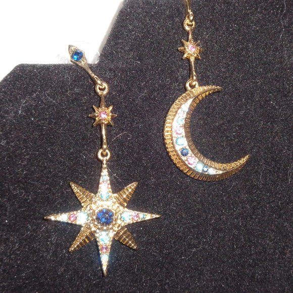 Crescent MOON & STAR Dangle EARRINGS Goldtone & Rhinestones Post Back - Picture 2 of 5